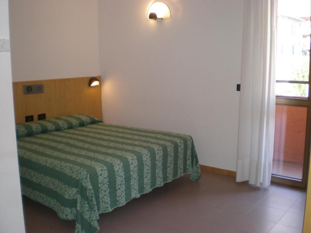 Hotel Aurora Chiavenna Exterior foto