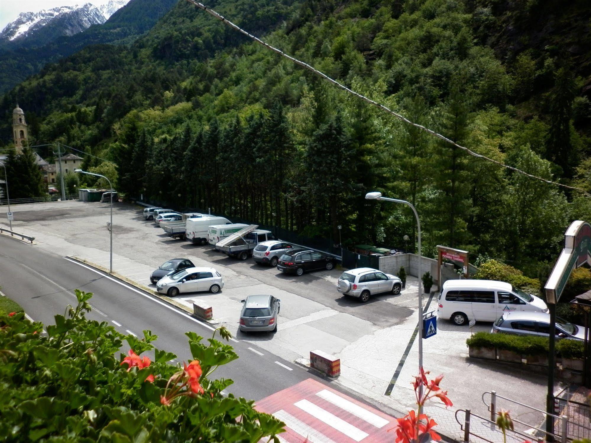 Hotel Aurora Chiavenna Exterior foto